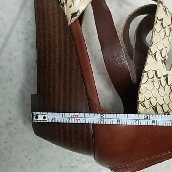 REBECCA MINKOFF strappy sandals - Picture 8 of 8